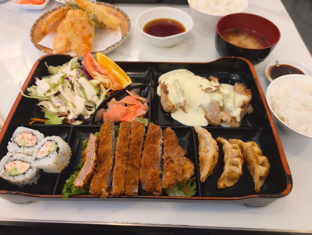 Kazoo Sushi Boat – Japantown San Jose