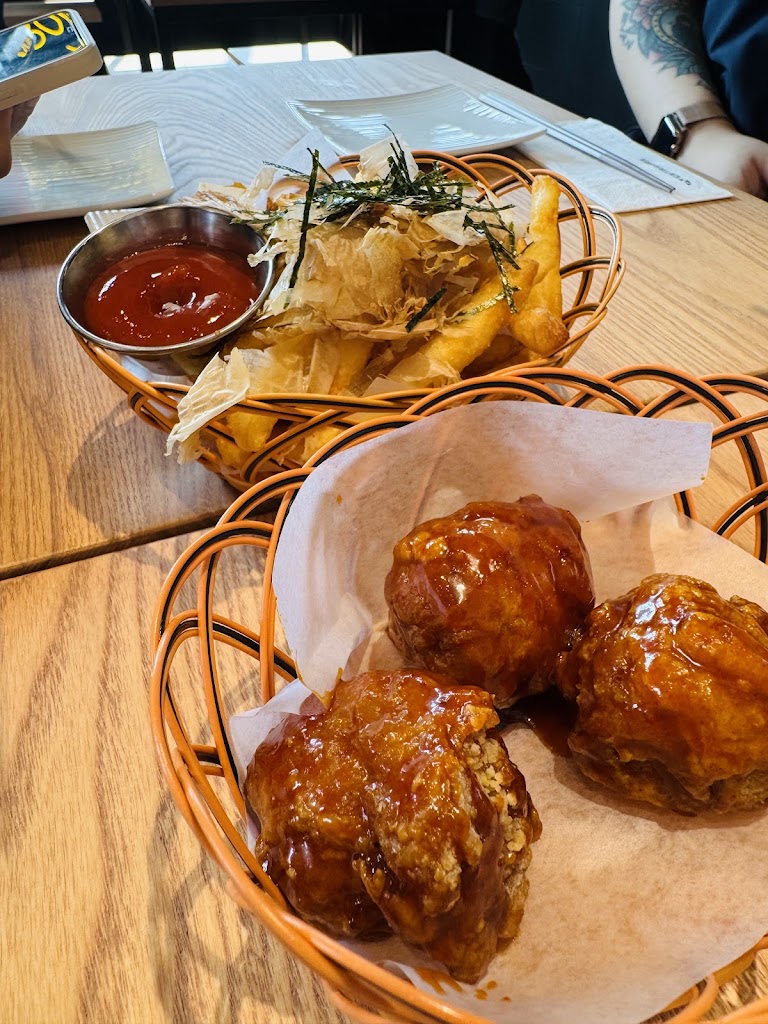 KINTON RAMEN RICHMOND HILL BAYVIEW X MAJOR MACKENZIE