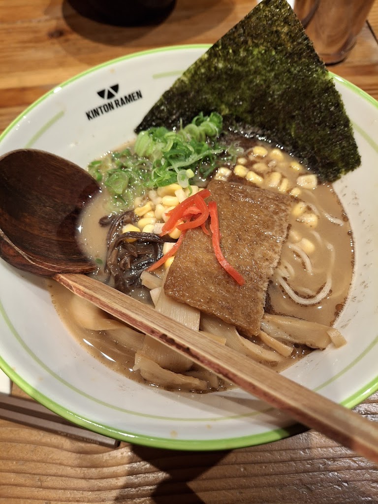 KINTON RAMEN YONGE & EGLINTON