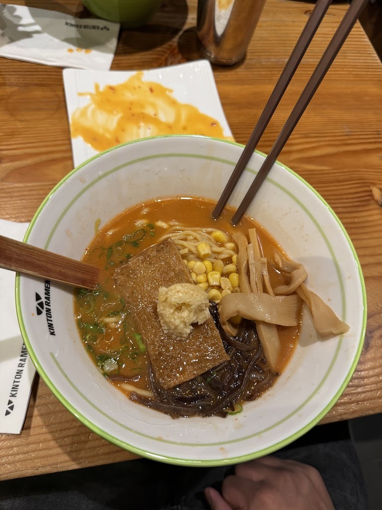 KINTON RAMEN YONGE & EGLINTON