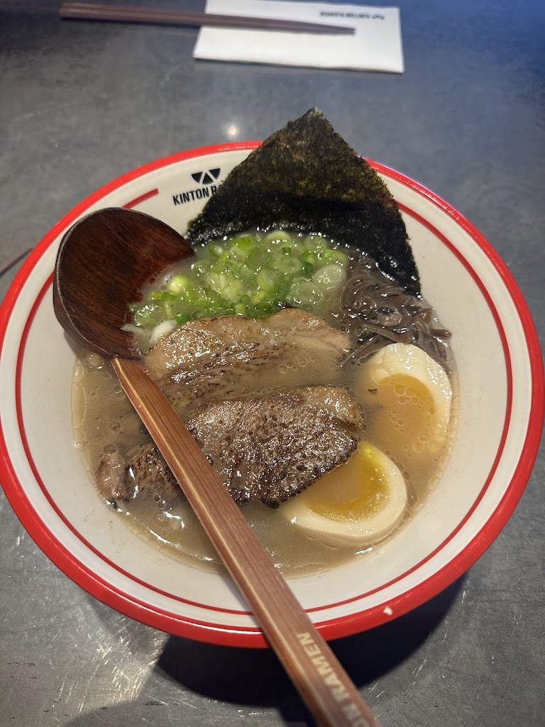 KINTON RAMEN YONGE & EGLINTON