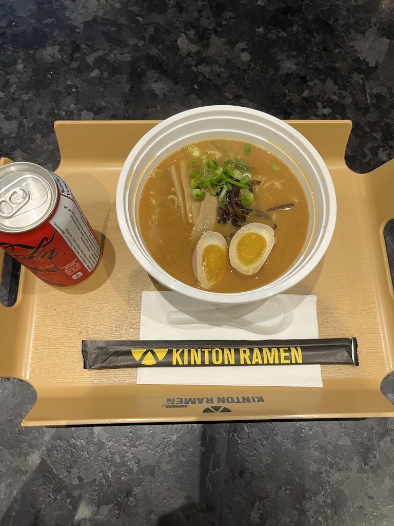 KINTON RAMEN YONGE X RICHMOND