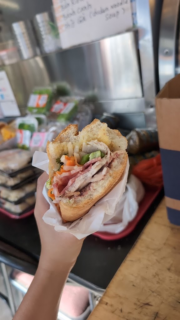 L & G Vietnamese Sandwich