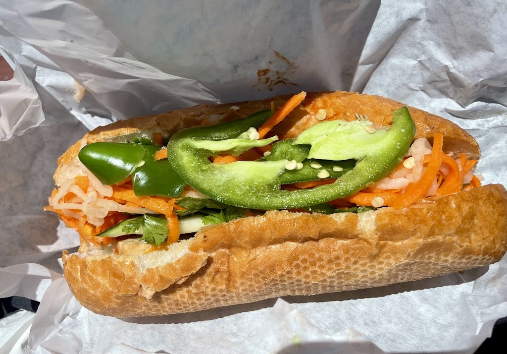L & G Vietnamese Sandwich