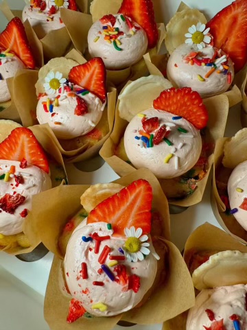 L.H.Bakeshop