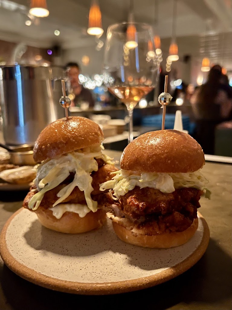 La Compagnie, Flatiron