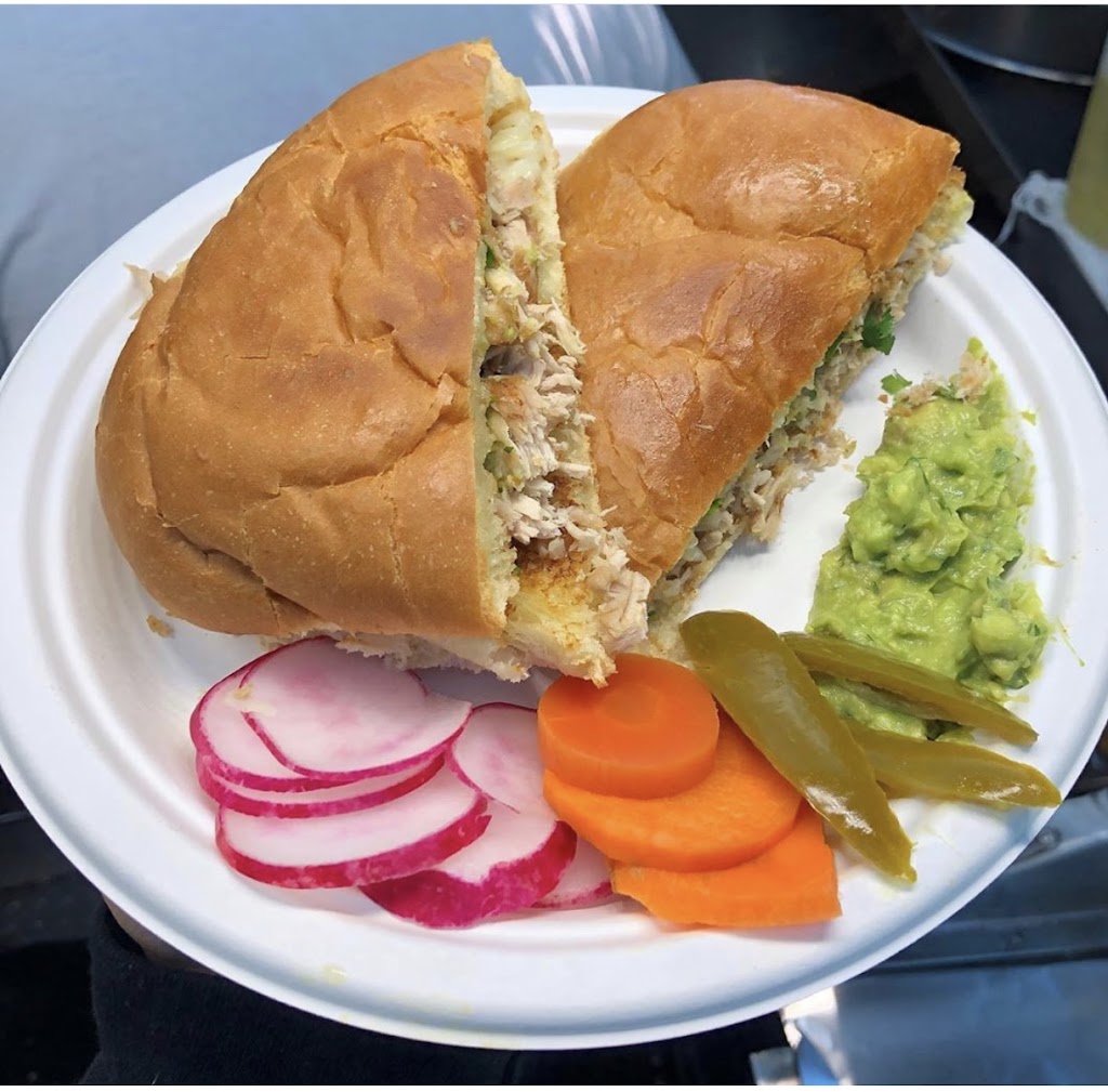 La Hacienda Real Taco Truck