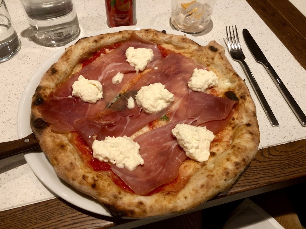 La Pizza & La Pasta