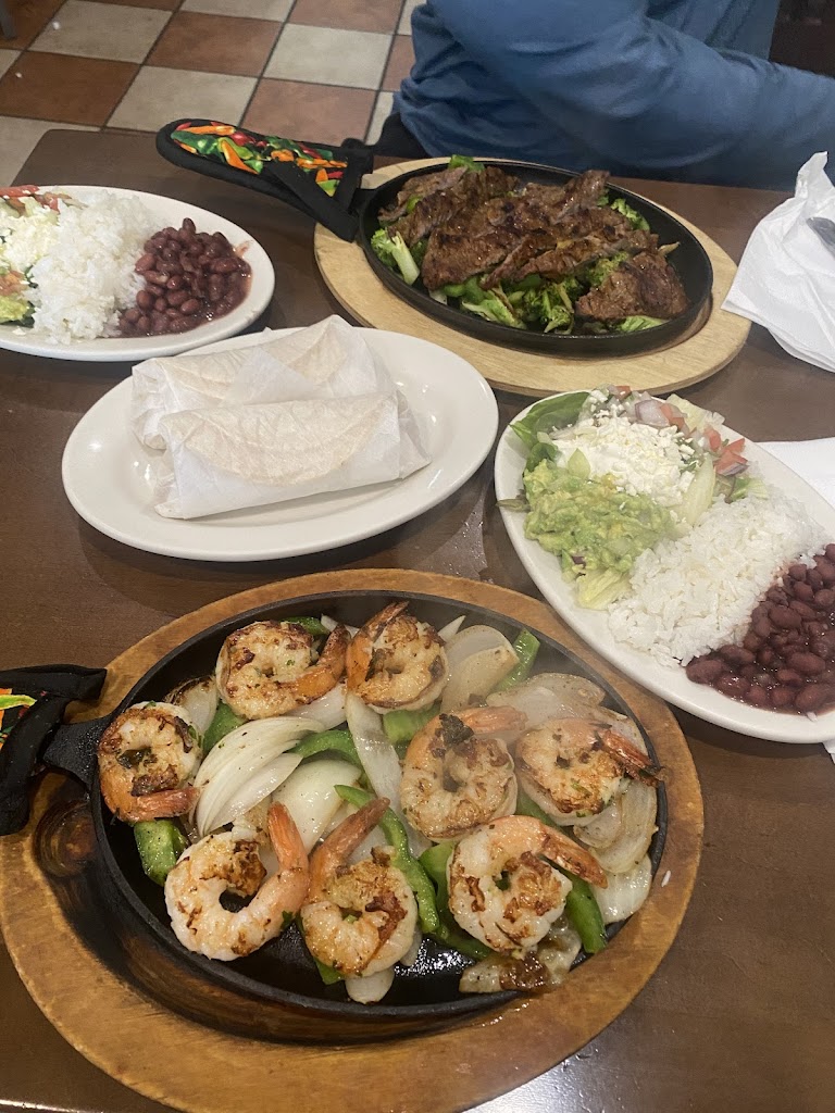 La Reina Cafeteria