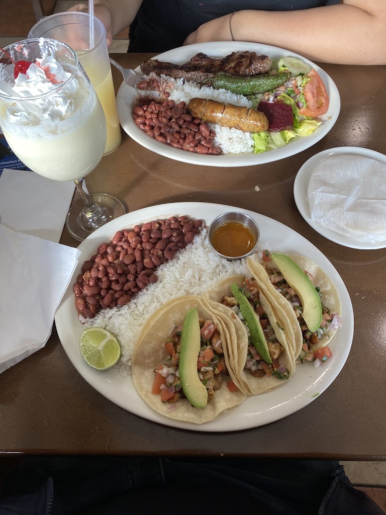 La Reina Cafeteria