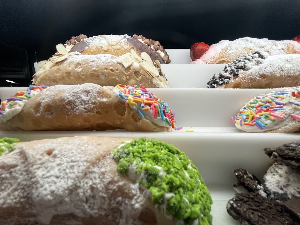 La Stazione / Cannoli & Co.