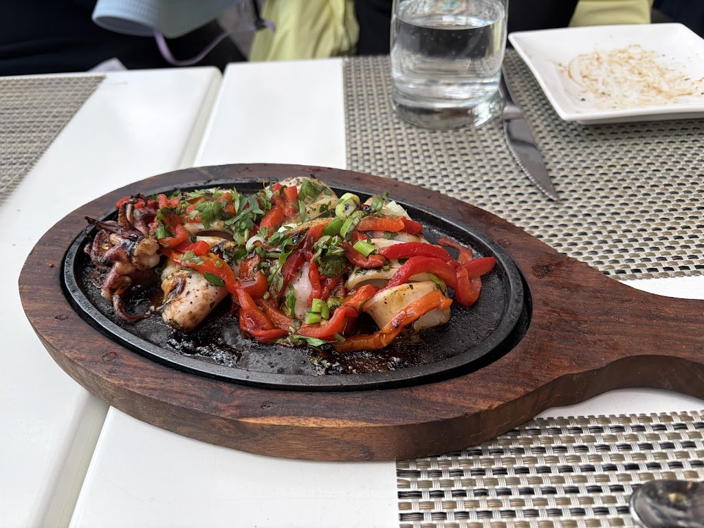 La Vecchia Restaurant Lakeshore