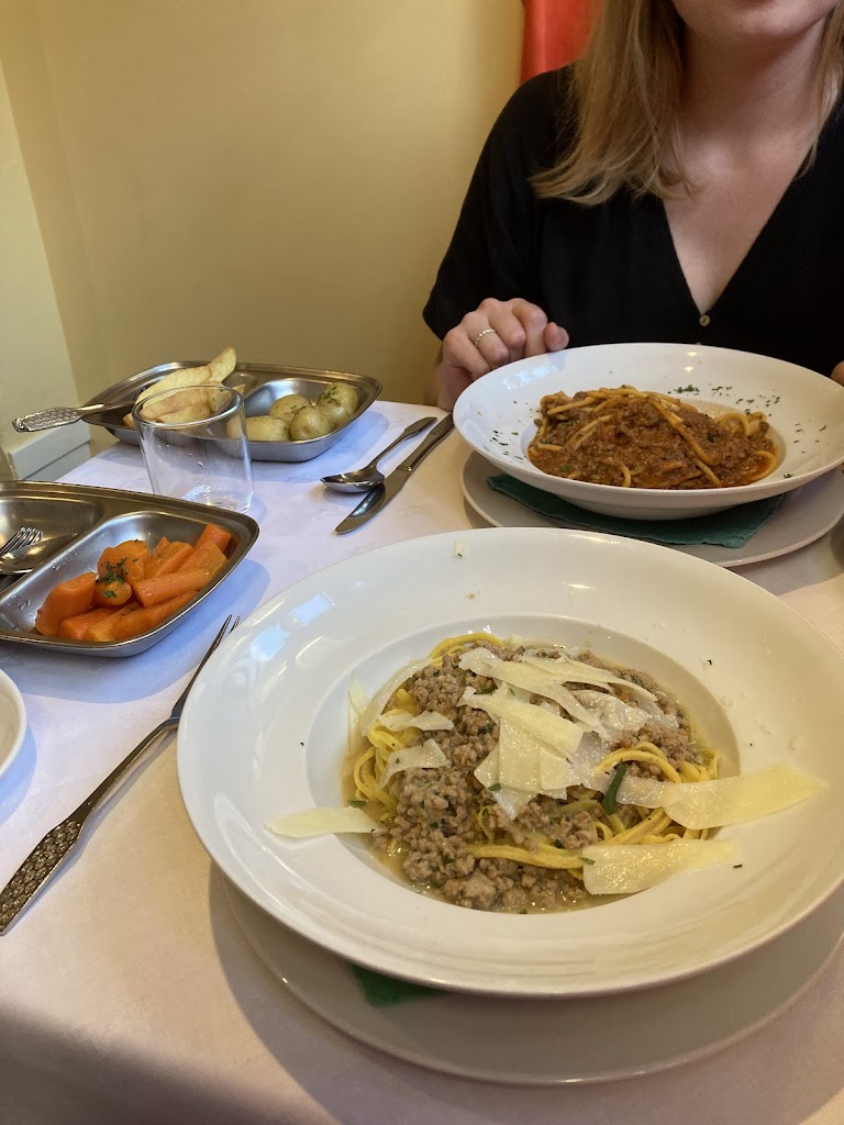 Lanterna Restaurant