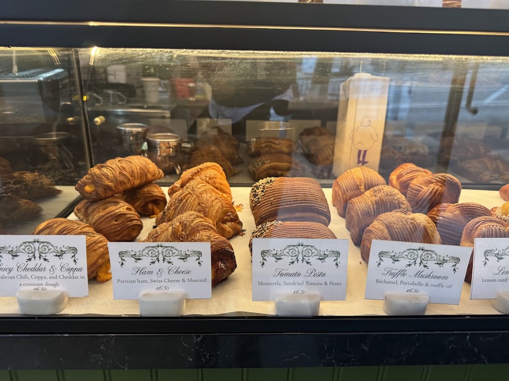 Le Carousel Patisserie at Tilden