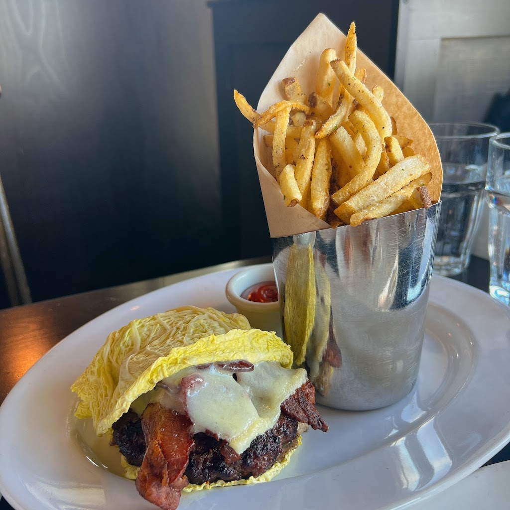 Le Grand Bistro Americain
