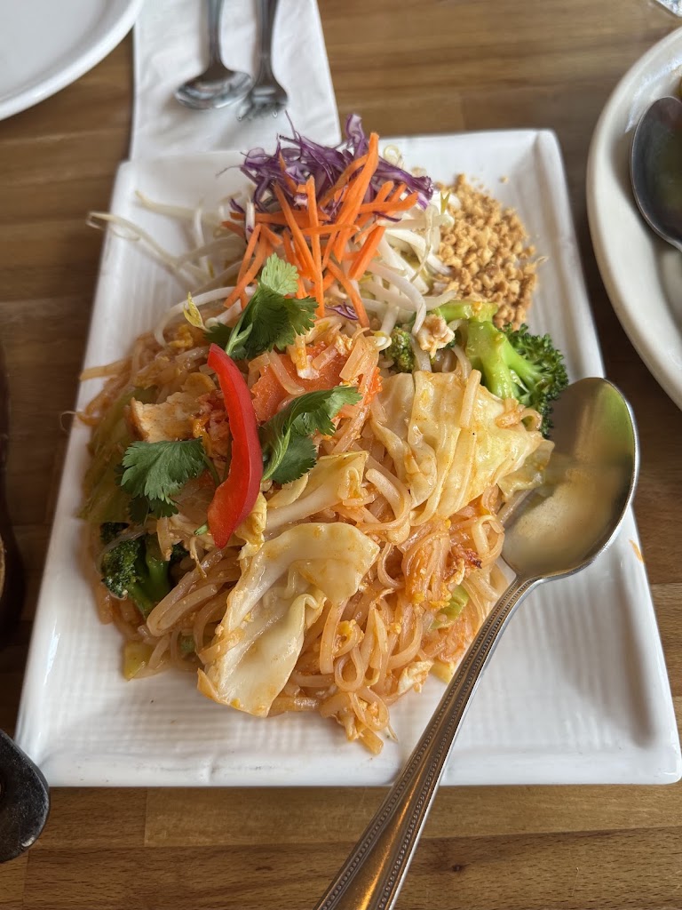 Lemongrass Thai Cuisine