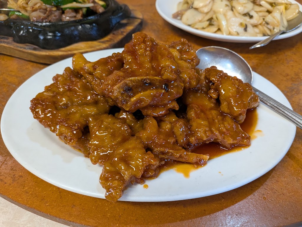 Ling Ling Cuisine Restaurant