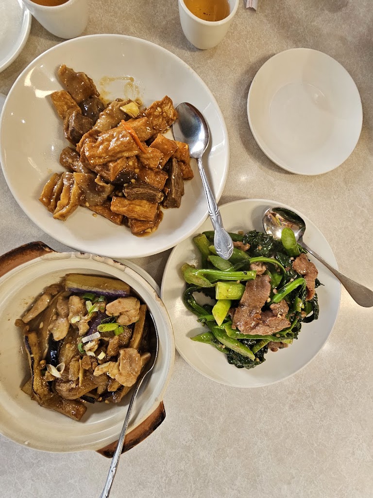 Ling Ling Cuisine Restaurant