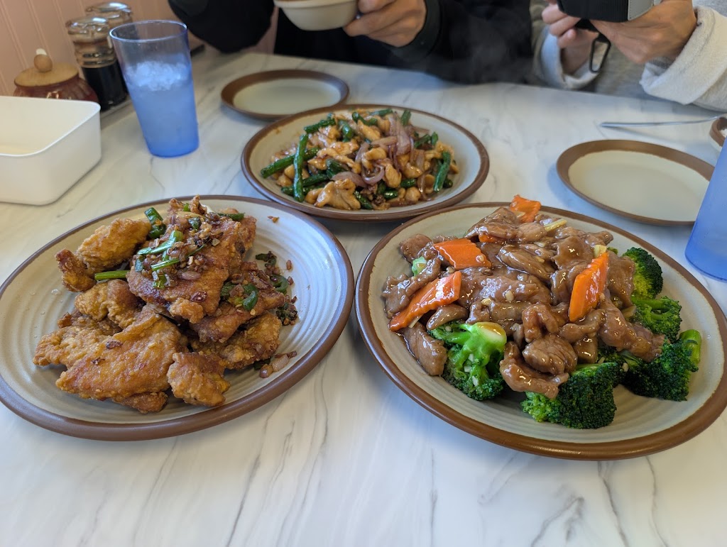 Lion Kitchen
