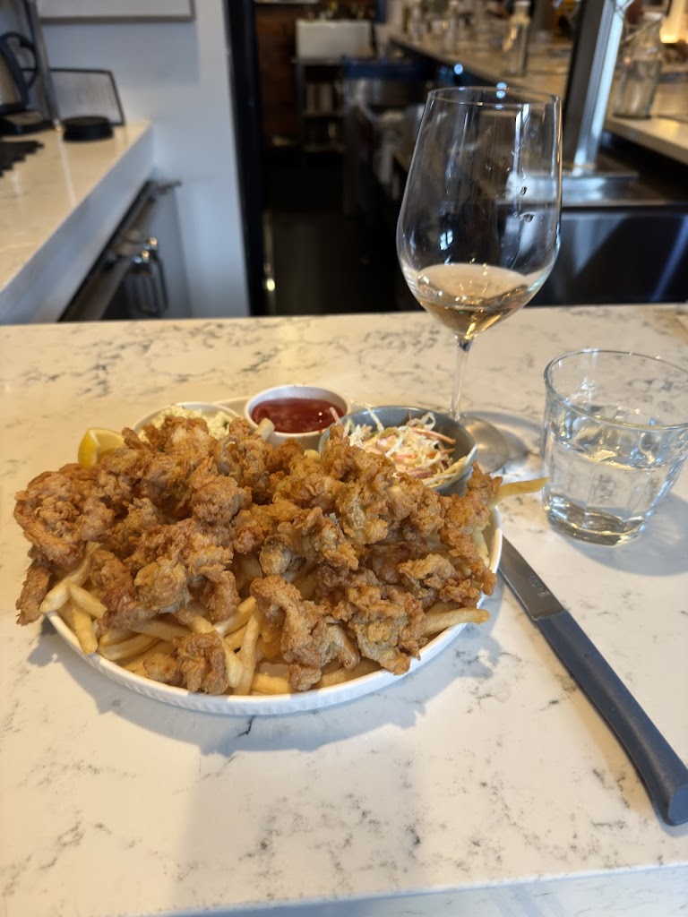 LITTLE WHALE OYSTER BAR
