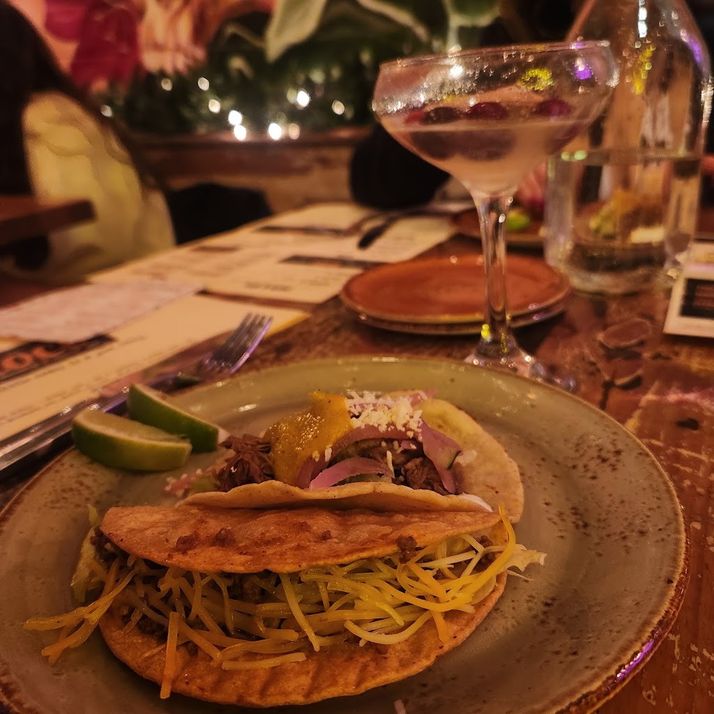 Loco Taqueria & Oyster Bar