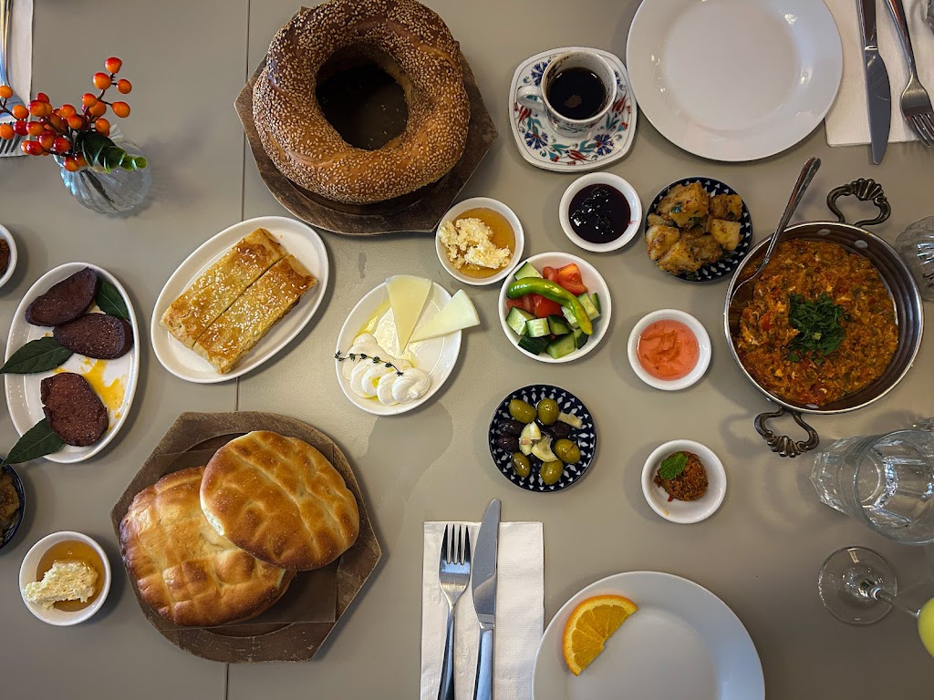Lokum Eats - Food by Tradition