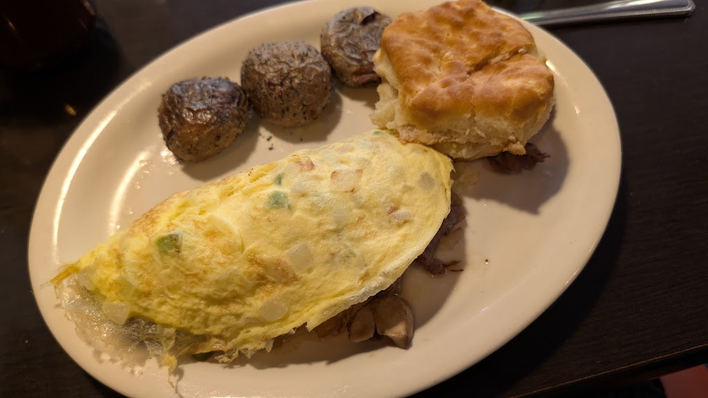 Lost Lake Cafe & Lounge