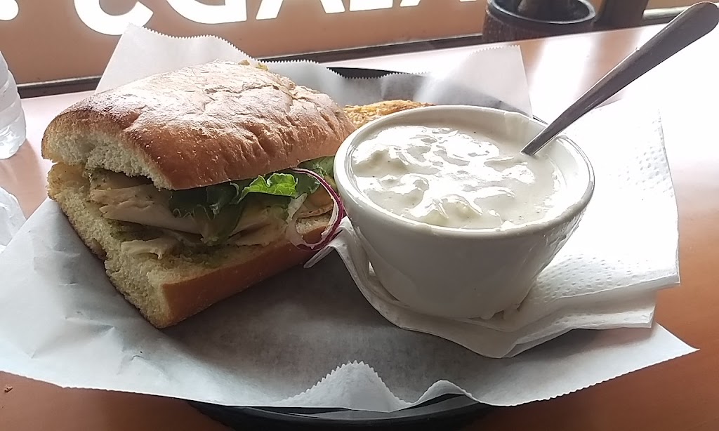 Lou's Cafe