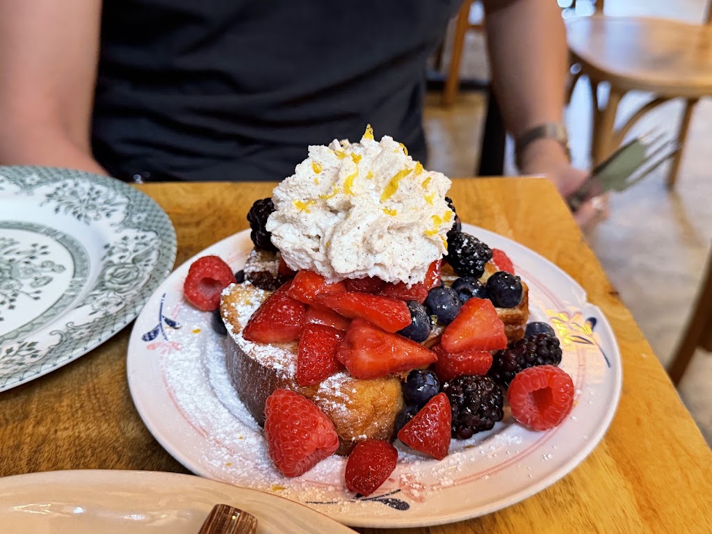 Loupiotte Kitchen