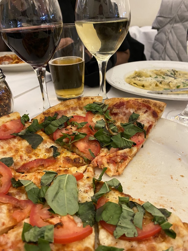 Luisa's Restaurant Wine Bar Since 1959