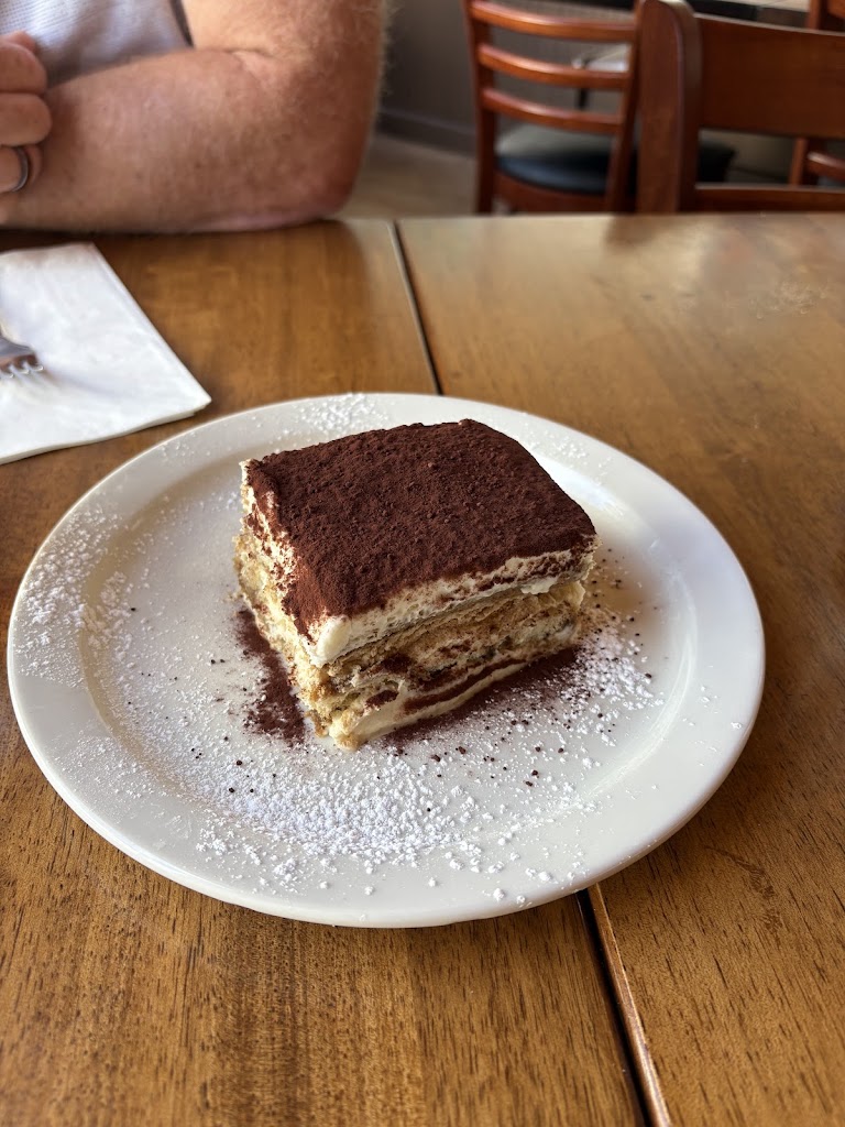 Luisa's Restaurant Wine Bar Since 1959
