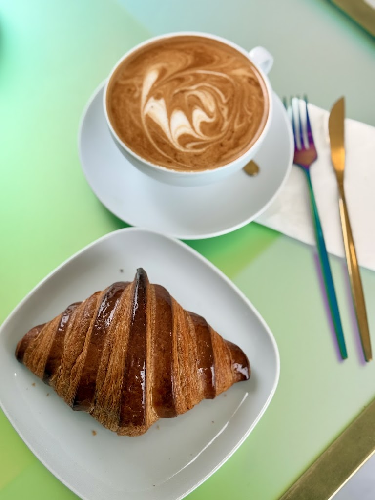 Lumière Pâtisserie