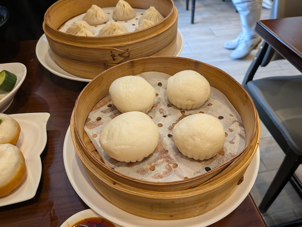M Dumpling