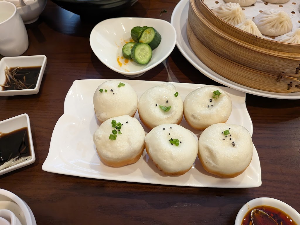 M Dumpling
