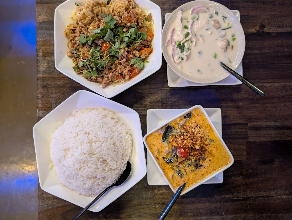 Maa Kiin Seattle