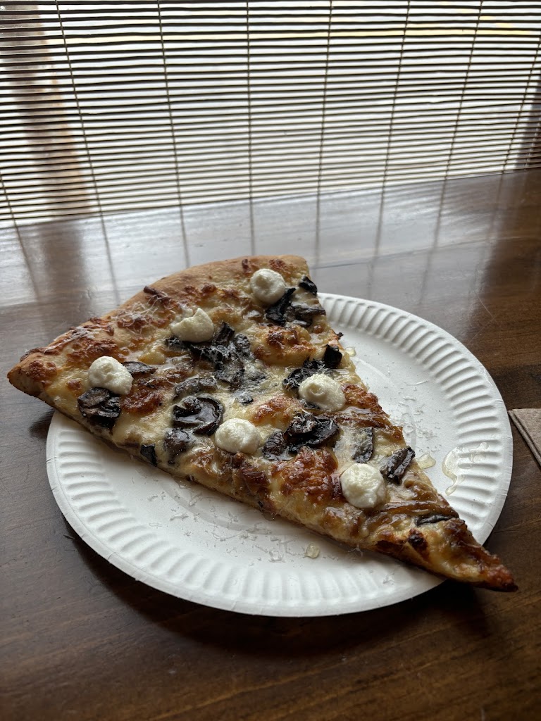 Mac’s Pizza