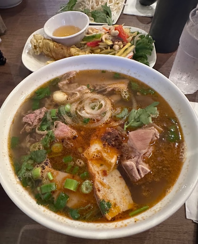 Madame Saigon (Markham Road)