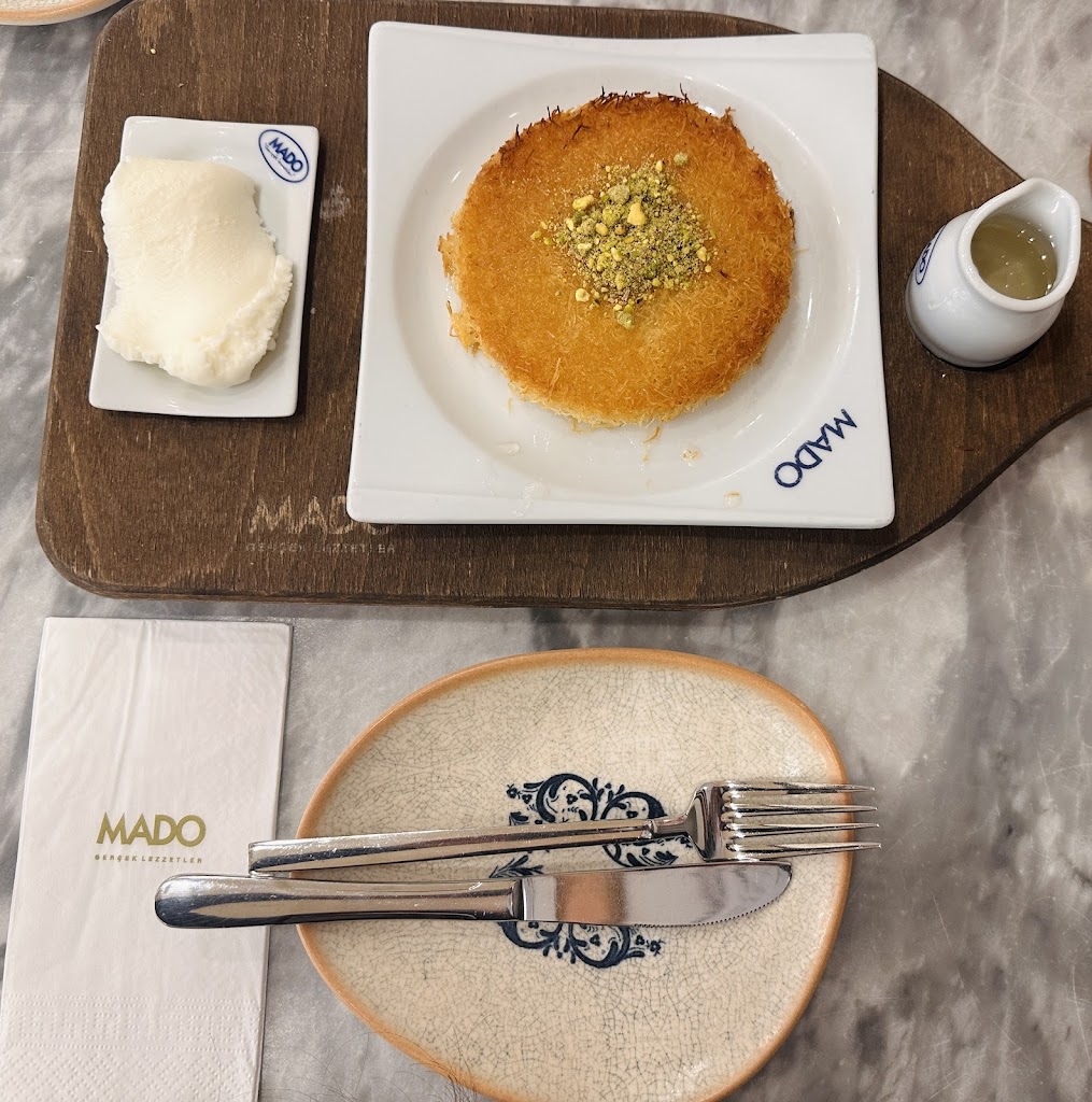 MADO Eaton Centre