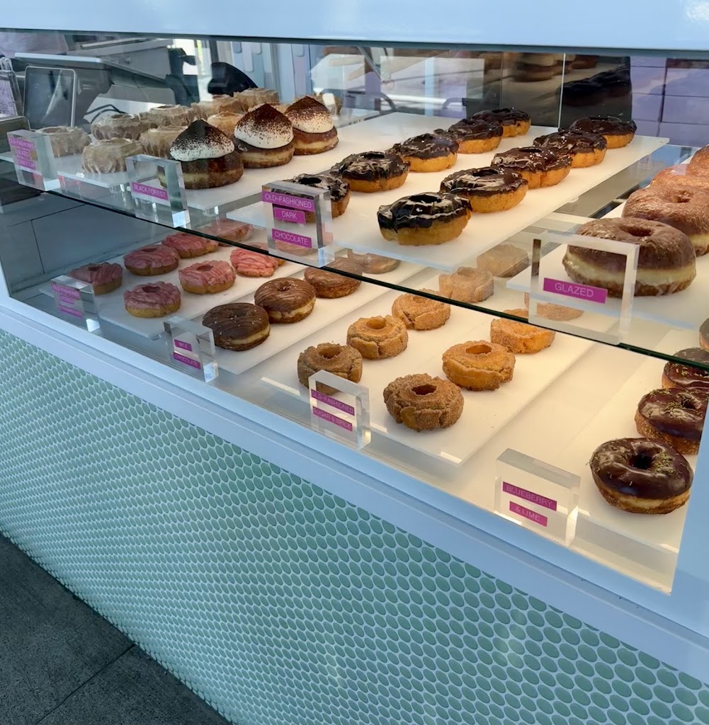 Magic Donuts & Coffee
