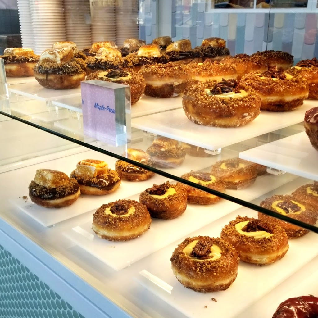 Magic Donuts & Coffee