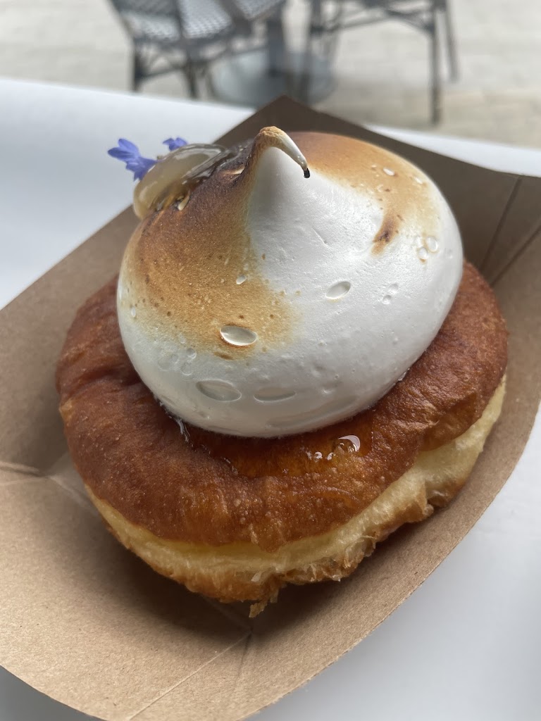 Magic Donuts & Coffee