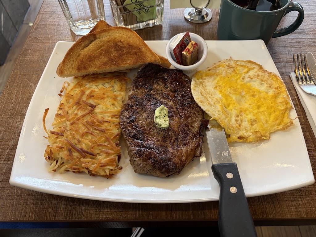 Magnin Street Cafe & Bistro