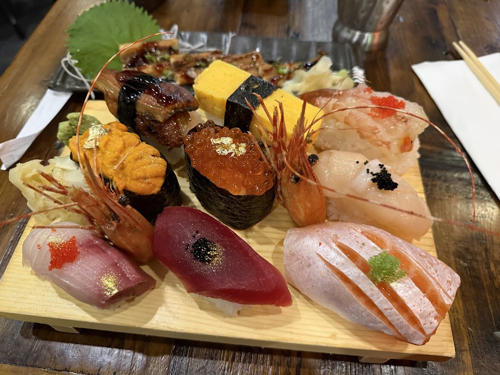 MAGURO Sushi Thai Ramen