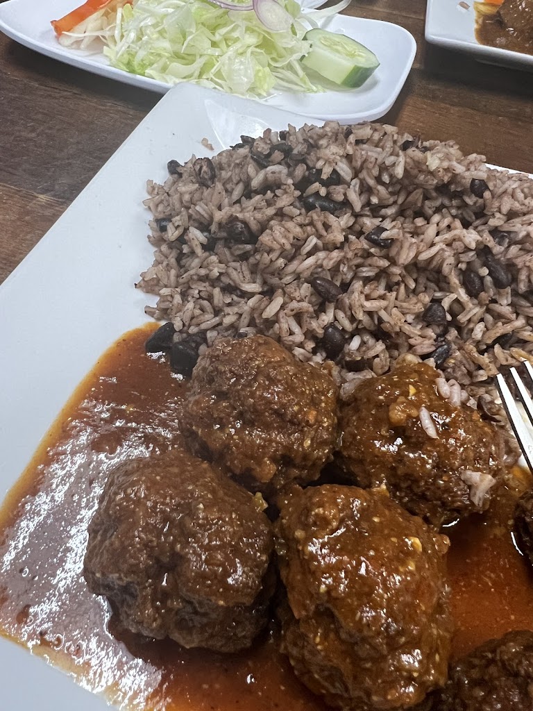 Mangú Dominican Bistro