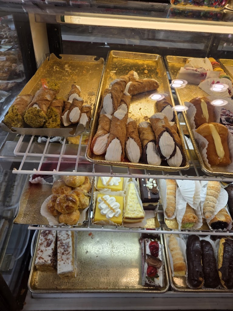 Mara's Italian Pastries
