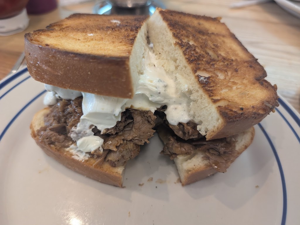Maven's Delicatessen