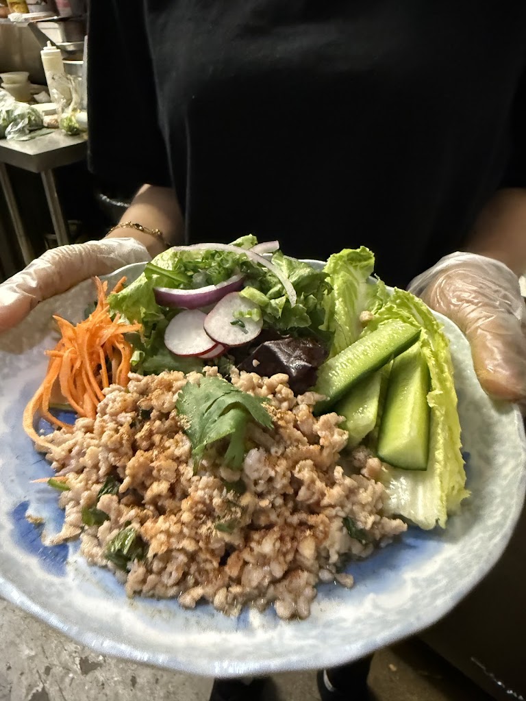 Mee Dee Thai Kitchen