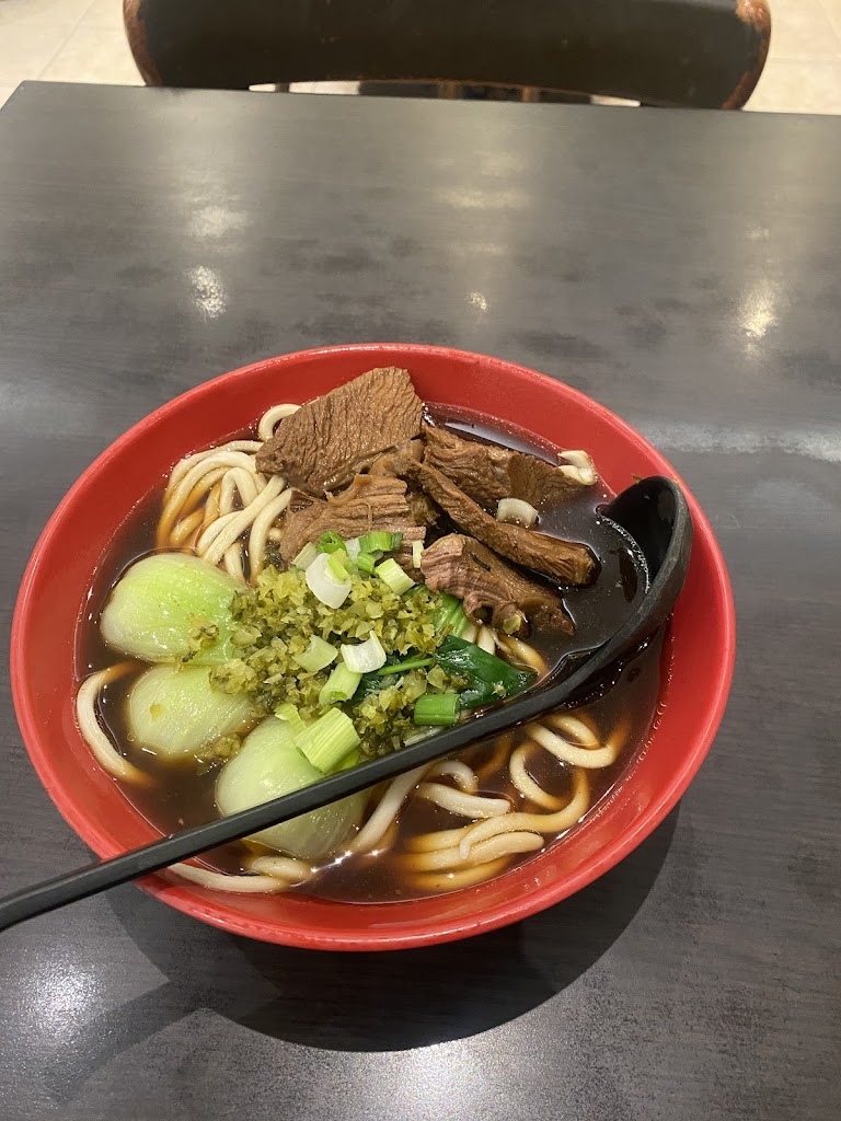 Mei Nung Beef Noodle House