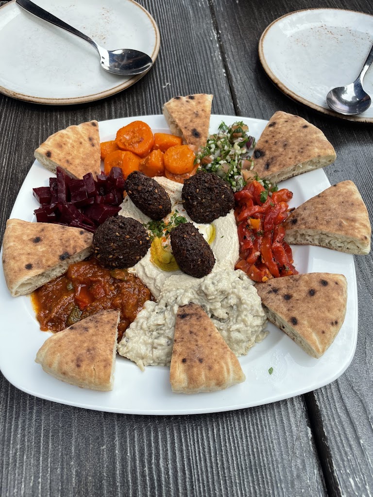 Mémé Mediterranean