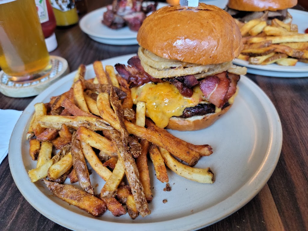 Memphis Minnie's BBQ Joint